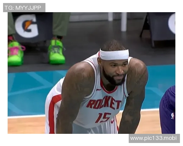 判若两队！黄蜂首节前6分钟拿到15分，后6分钟仅得5分